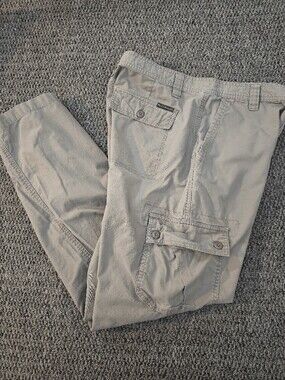 Royal Robbins Men's Khaki Cargo Pants Size 34